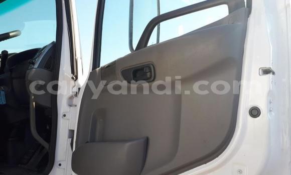 Acheter Occasion Utilitaire Nissan UD Blanc à Chinsali, Nord Acheter Occasion Utilitaire Nissan UD Blanc à Chinsali, Nord