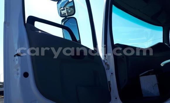 Acheter Occasion Utilitaire Nissan UD Blanc à Chinsali, Nord Acheter Occasion Utilitaire Nissan UD Blanc à Chinsali, Nord