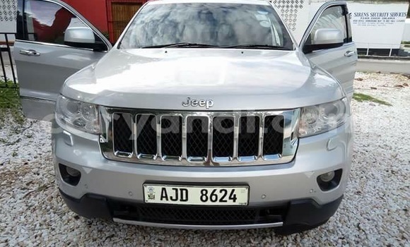 Acheter Occasion Voiture Jeep Grand Cherokee Gris à Lusaka, Zambie Acheter Occasion Voiture Jeep Grand Cherokee Gris à Lusaka, Zambie