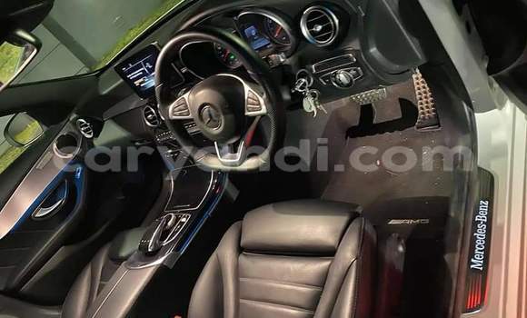 Acheter Occasion Voiture Mercedes‒Benz C–Class Blanc à Lusaka, Zambie Acheter Occasion Voiture Mercedes‒Benz C–Class Blanc à Lusaka, Zambie