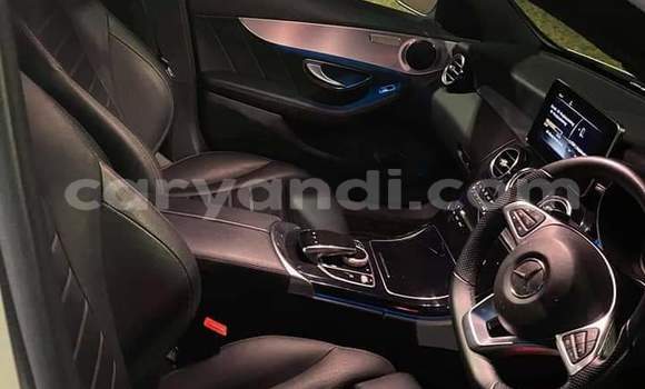 Acheter Occasion Voiture Mercedes‒Benz C–Class Blanc à Lusaka, Zambie Acheter Occasion Voiture Mercedes‒Benz C–Class Blanc à Lusaka, Zambie