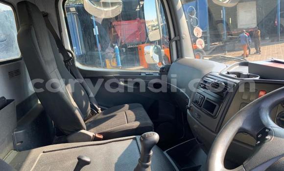 Acheter Occasion Utilitaire Mercedes–Benz 2628 Blanc à Livingstone, Zambie Acheter Occasion Utilitaire Mercedes–Benz 2628 Blanc à Livingstone, Zambie