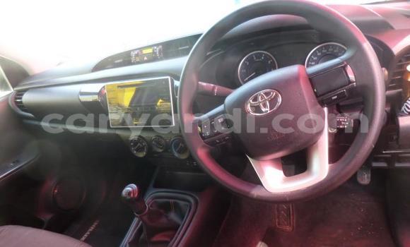 Tenga Tsaru Toyota Hilux Zvimwe Mota in Chililabombwe in Copperbelt Tenga Tsaru Toyota Hilux Zvimwe Mota in Chililabombwe in Copperbelt