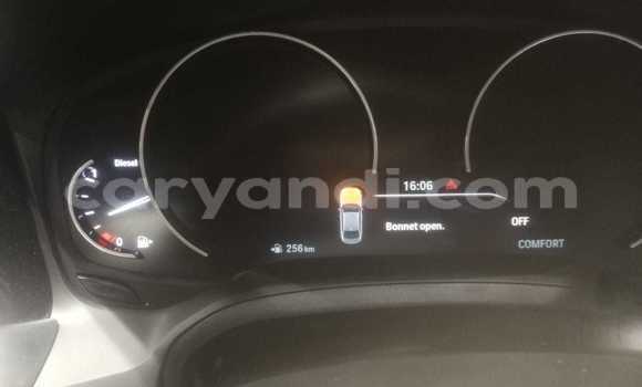 Tenga Tsaru BMW 3–Series Chena Mota in Chingola in Zambia Tenga Tsaru BMW 3–Series Chena Mota in Chingola in Zambia