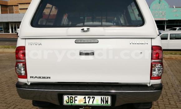 Buy Used Toyota Hilux White Car in Lusaka in Zambia Buy Used Toyota Hilux White Car in Lusaka in Zambia