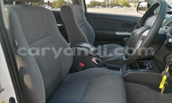 Buy Used Toyota Hilux White Car in Lusaka in Zambia Buy Used Toyota Hilux White Car in Lusaka in Zambia