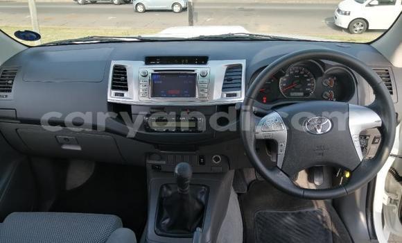 Buy Used Toyota Hilux White Car in Lusaka in Zambia Buy Used Toyota Hilux White Car in Lusaka in Zambia