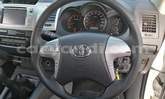 Buy Used Toyota Hilux White Car in Lusaka in Zambia Buy Used Toyota Hilux White Car in Lusaka in Zambia