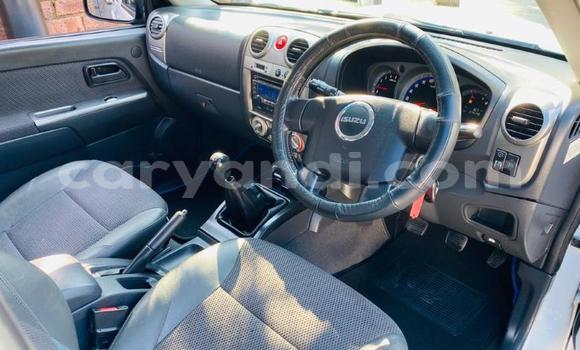 Acheter Occasion Voiture Isuzu KB Blanc à Chinsali, Nord Acheter Occasion Voiture Isuzu KB Blanc à Chinsali, Nord