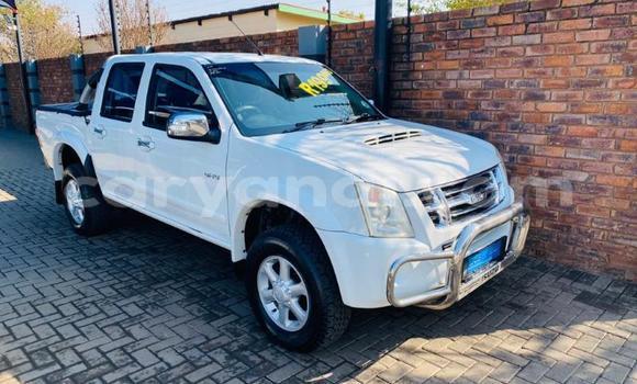 Acheter Occasion Voiture Isuzu KB Blanc à Chinsali, Nord Acheter Occasion Voiture Isuzu KB Blanc à Chinsali, Nord