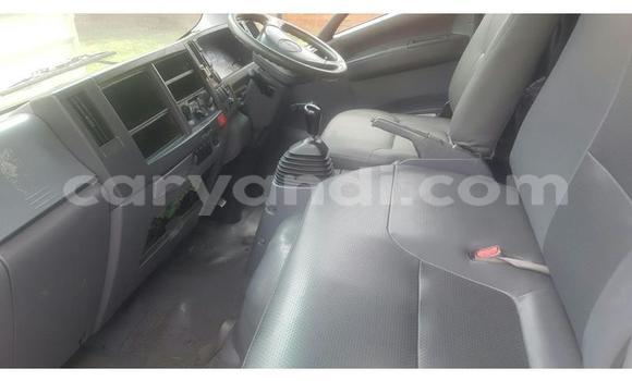 Acheter Occasion Utilitaire Isuzu FTR 850 Blanc à Lusaka, Zambie Acheter Occasion Utilitaire Isuzu FTR 850 Blanc à Lusaka, Zambie