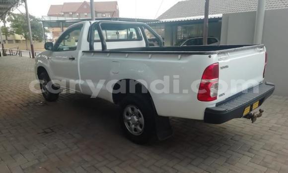 Acheter Occasion Voiture Toyota Hilux Blanc à Lusaka, Zambie Acheter Occasion Voiture Toyota Hilux Blanc à Lusaka, Zambie