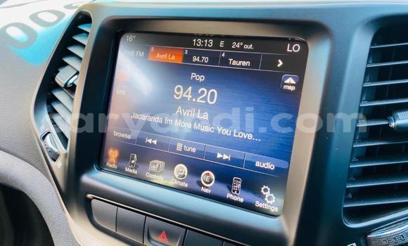 Acheter Occasion Voiture Jeep Grand Cherokee Blanc à Limulunga, Occidental Acheter Occasion Voiture Jeep Grand Cherokee Blanc à Limulunga, Occidental