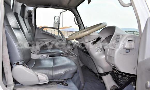 Acheter Occasion Utilitaire Toyota Dyna Blanc à Lusaka, Zambie Acheter Occasion Utilitaire Toyota Dyna Blanc à Lusaka, Zambie