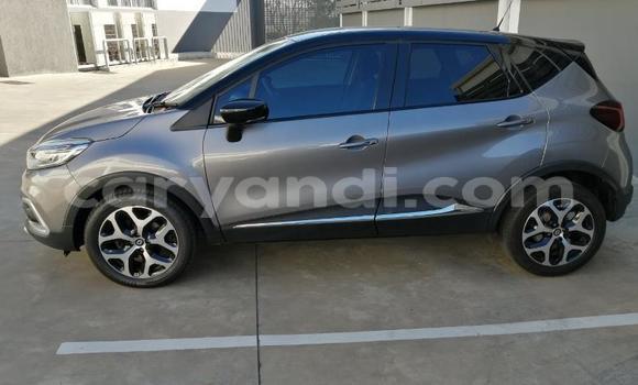 Tenga Tsaru Renault Captur Sirivha Mota in Zambezi in North-Western Tenga Tsaru Renault Captur Sirivha Mota in Zambezi in North-Western