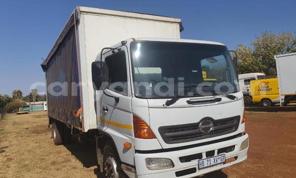 Tenga Tsaru Hino 300 Series Chena Rori in Lusaka in Zambia Tenga Tsaru Hino 300 Series Chena Rori in Lusaka in Zambia