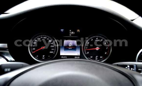 Acheter Occasion Voiture Mercedes‒Benz C–Class Blanc à Livingstone, Zambie Acheter Occasion Voiture Mercedes‒Benz C–Class Blanc à Livingstone, Zambie