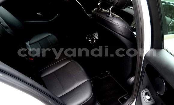 Acheter Occasion Voiture Mercedes‒Benz C–Class Blanc à Livingstone, Zambie Acheter Occasion Voiture Mercedes‒Benz C–Class Blanc à Livingstone, Zambie