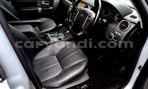 Buy Used Land Rover Discovery Silver Car in Lusaka in Zambia Buy Used Land Rover Discovery Silver Car in Lusaka in Zambia