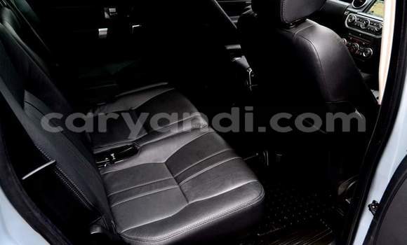 Buy Used Land Rover Discovery Silver Car in Lusaka in Zambia Buy Used Land Rover Discovery Silver Car in Lusaka in Zambia