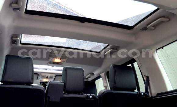 Buy Used Land Rover Discovery Silver Car in Lusaka in Zambia Buy Used Land Rover Discovery Silver Car in Lusaka in Zambia