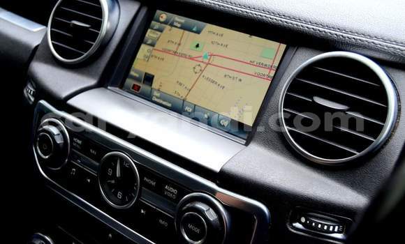 Buy Used Land Rover Discovery Silver Car in Lusaka in Zambia Buy Used Land Rover Discovery Silver Car in Lusaka in Zambia