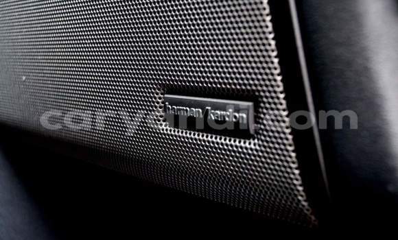 Buy Used Land Rover Discovery Silver Car in Lusaka in Zambia Buy Used Land Rover Discovery Silver Car in Lusaka in Zambia