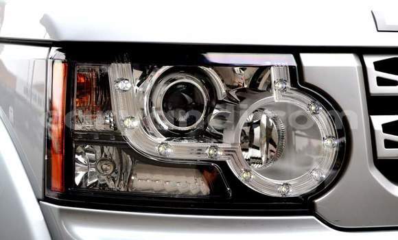 Buy Used Land Rover Discovery Silver Car in Lusaka in Zambia Buy Used Land Rover Discovery Silver Car in Lusaka in Zambia