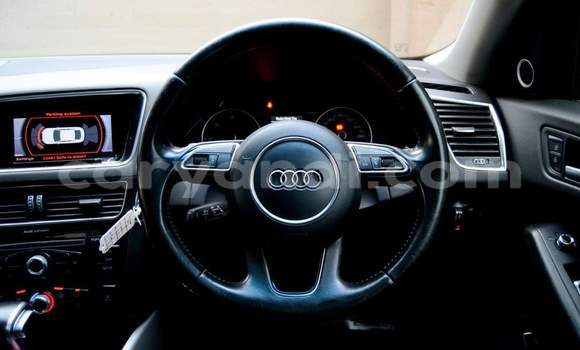 Nunua Ilio tumika Audi Q5 Nyekundu Gari ndani ya Lusaka nchini Zambia Nunua Ilio tumika Audi Q5 Nyekundu Gari ndani ya Lusaka nchini Zambia