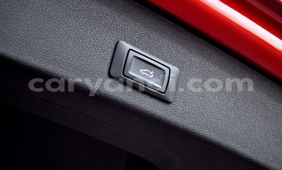 Nunua Ilio tumika Audi Q5 Nyekundu Gari ndani ya Lusaka nchini Zambia Nunua Ilio tumika Audi Q5 Nyekundu Gari ndani ya Lusaka nchini Zambia