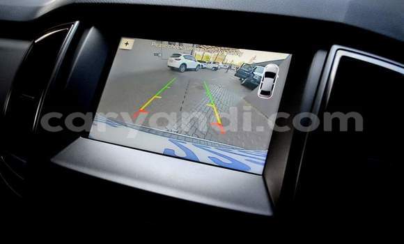 Nunua Ilio tumika Ford Everest Fedha Gari ndani ya Lusaka nchini Zambia Nunua Ilio tumika Ford Everest Fedha Gari ndani ya Lusaka nchini Zambia