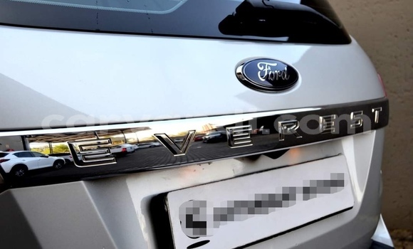 Nunua Ilio tumika Ford Everest Fedha Gari ndani ya Lusaka nchini Zambia Nunua Ilio tumika Ford Everest Fedha Gari ndani ya Lusaka nchini Zambia