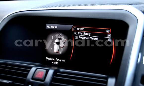 Tenga Tsaru Volvo XC60 Tsvuku Mota in Livingstone in Zambia Tenga Tsaru Volvo XC60 Tsvuku Mota in Livingstone in Zambia