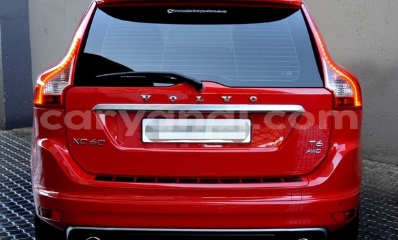 Tenga Tsaru Volvo XC60 Tsvuku Mota in Livingstone in Zambia Tenga Tsaru Volvo XC60 Tsvuku Mota in Livingstone in Zambia