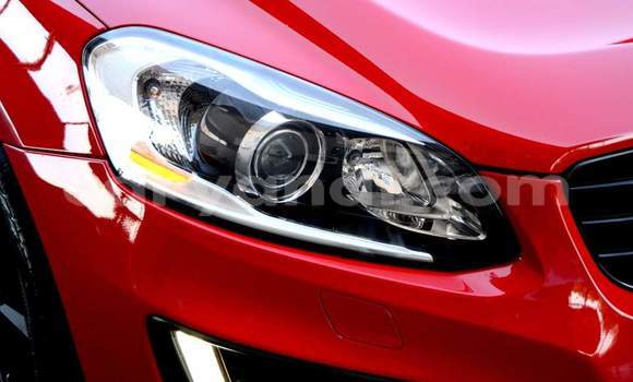 Tenga Tsaru Volvo XC60 Tsvuku Mota in Livingstone in Zambia Tenga Tsaru Volvo XC60 Tsvuku Mota in Livingstone in Zambia