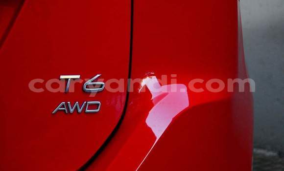 Tenga Tsaru Volvo XC60 Tsvuku Mota in Livingstone in Zambia Tenga Tsaru Volvo XC60 Tsvuku Mota in Livingstone in Zambia