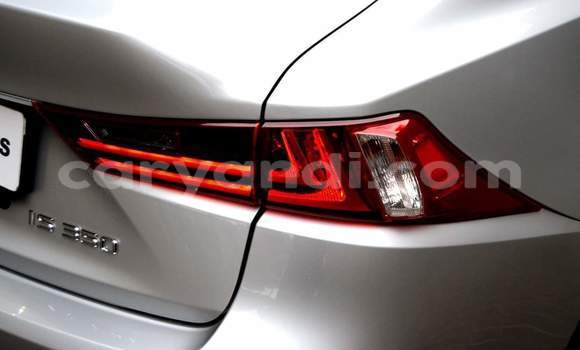 Tenga Tsaru Lexus IS 300 Sirivha Mota in Chingola in Zambia Tenga Tsaru Lexus IS 300 Sirivha Mota in Chingola in Zambia