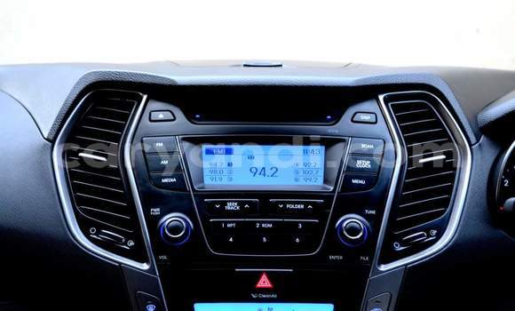 Buy Used Hyundai Santa Fe Silver Car in Lusaka in Zambia Buy Used Hyundai Santa Fe Silver Car in Lusaka in Zambia