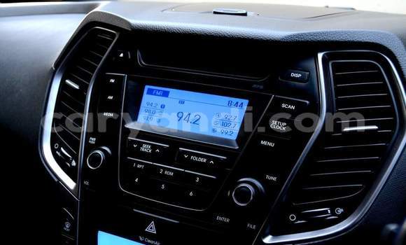 Buy Used Hyundai Santa Fe Silver Car in Lusaka in Zambia Buy Used Hyundai Santa Fe Silver Car in Lusaka in Zambia