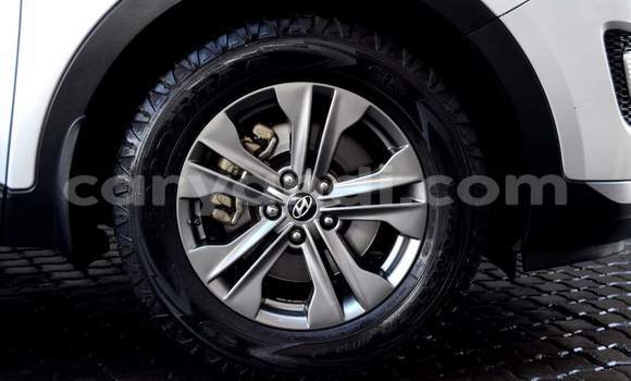 Buy Used Hyundai Santa Fe Silver Car in Lusaka in Zambia Buy Used Hyundai Santa Fe Silver Car in Lusaka in Zambia