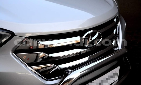 Buy Used Hyundai Santa Fe Silver Car in Lusaka in Zambia Buy Used Hyundai Santa Fe Silver Car in Lusaka in Zambia