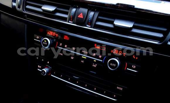 Acheter Occasion Voiture BMW X5 Blanc à Livingstone, Zambie Acheter Occasion Voiture BMW X5 Blanc à Livingstone, Zambie