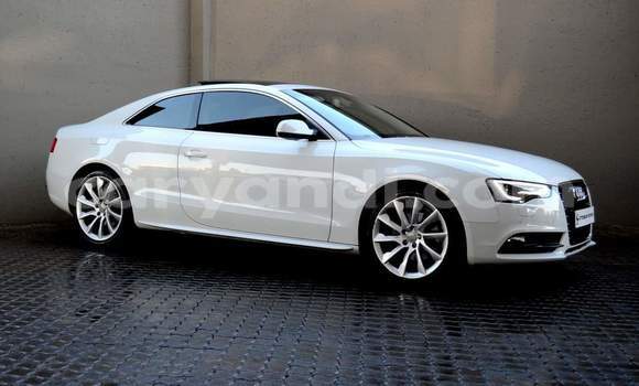 Buy Used Audi A5 White Car in Lusaka in Zambia