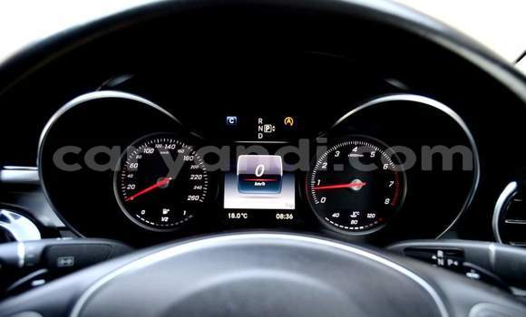 Buy Used Mercedes‒Benz C–Class White Car in Chingola in Zambia Buy Used Mercedes‒Benz C–Class White Car in Chingola in Zambia