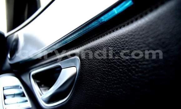 Buy Used Mercedes‒Benz C–Class White Car in Chingola in Zambia Buy Used Mercedes‒Benz C–Class White Car in Chingola in Zambia