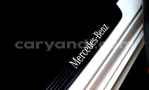 Buy Used Mercedes‒Benz C–Class White Car in Chingola in Zambia Buy Used Mercedes‒Benz C–Class White Car in Chingola in Zambia