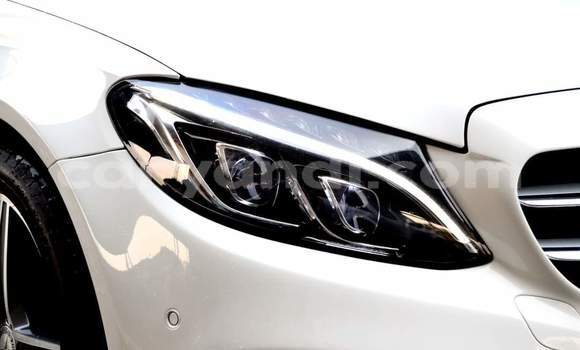 Buy Used Mercedes‒Benz C–Class White Car in Chingola in Zambia Buy Used Mercedes‒Benz C–Class White Car in Chingola in Zambia