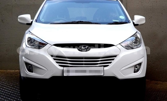 Tenga Tsaru Hyundai ix35 Chena Mota in Lusaka in Zambia Tenga Tsaru Hyundai ix35 Chena Mota in Lusaka in Zambia