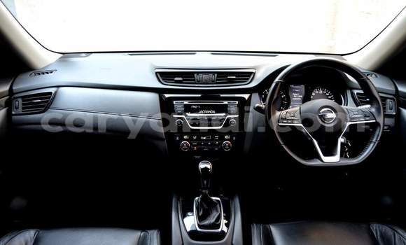 Buy Used Nissan X–Trail Silver Car in Chingola in Zambia Buy Used Nissan X–Trail Silver Car in Chingola in Zambia