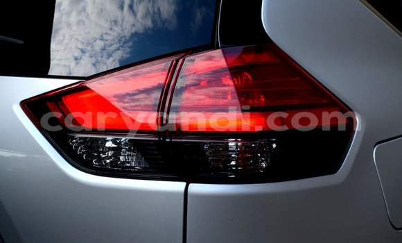 Buy Used Nissan X–Trail Silver Car in Chingola in Zambia Buy Used Nissan X–Trail Silver Car in Chingola in Zambia